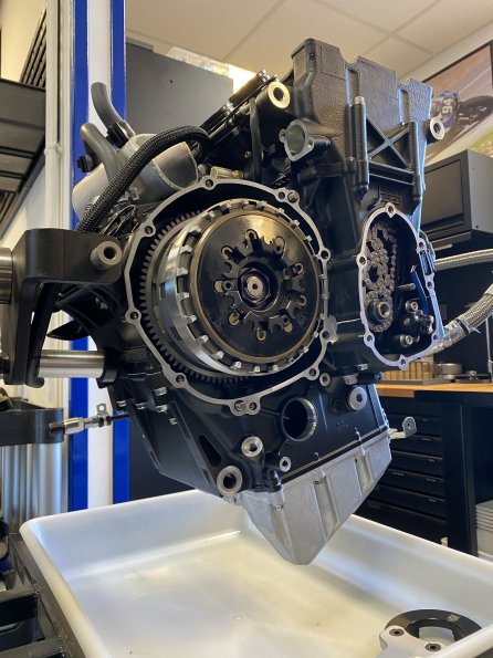 gmt94_yamaha_r6_engine_stm_clutch_23