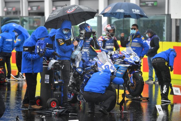 2020-07-wsbk-france-04243